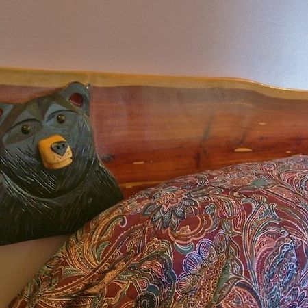 Black Bear Lodge Motel Slade Buitenkant foto